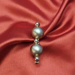 Golden Pearl Minimal Luxe Catch Clip